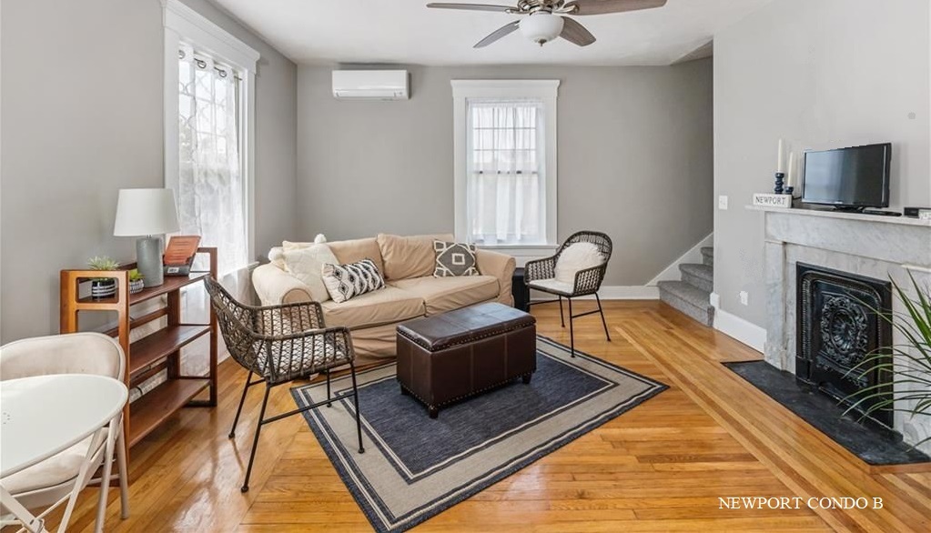Newport Condo B - Slide 1=0d